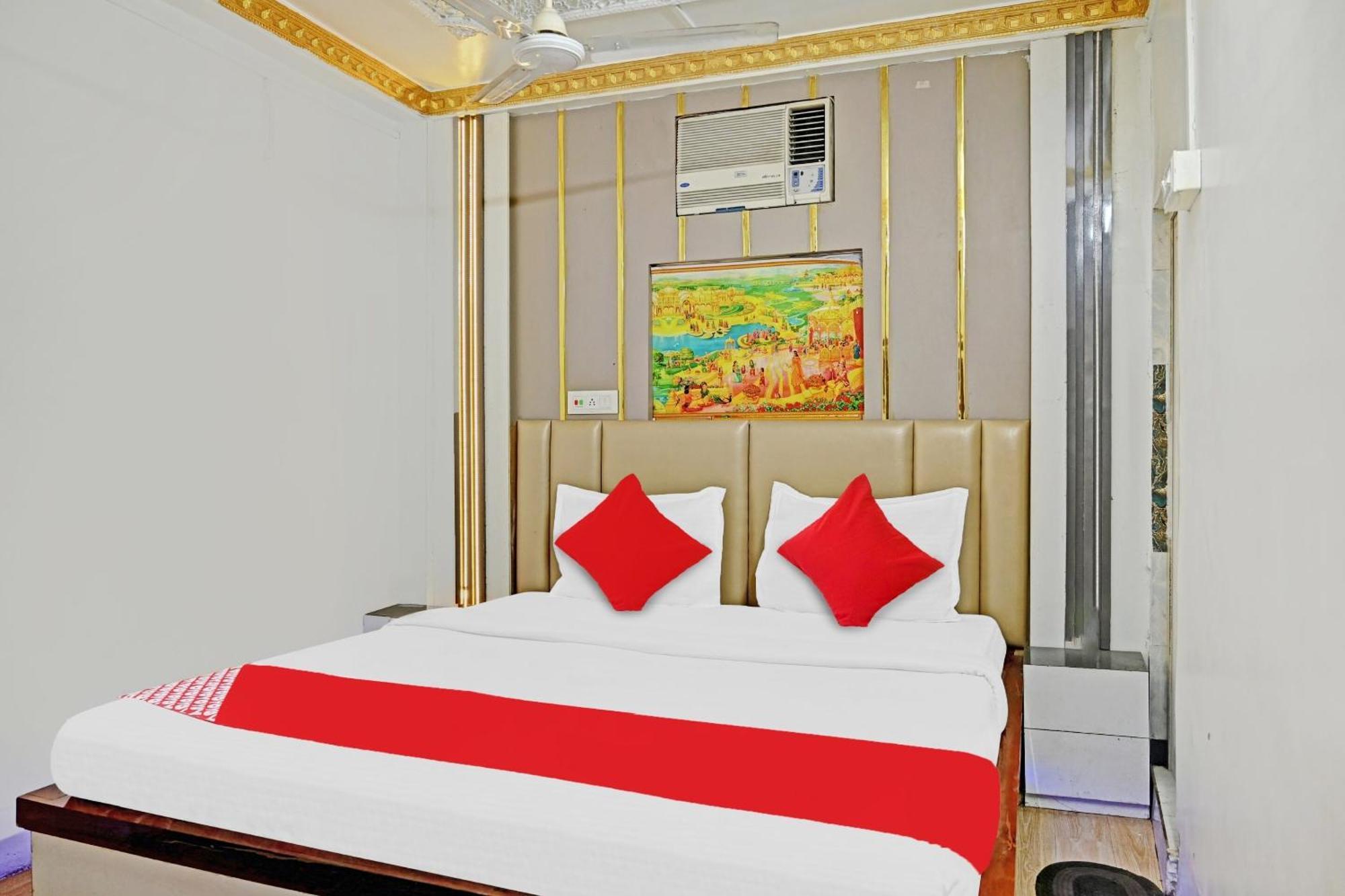 Hotel O Om Shanti Inn Kolkata Bagian luar foto